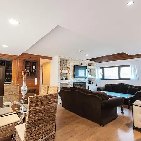 Daire Duplex Lujo Monte Oiz 4 Y 2 Plazas De Parking *