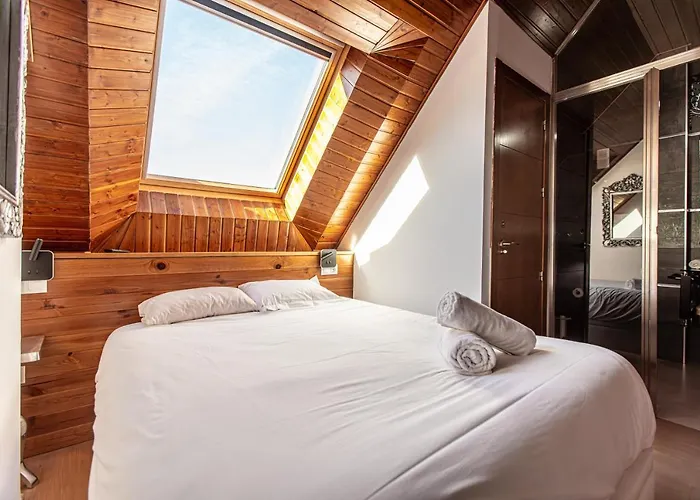 Duplex Lujo Monte Oiz 4 Y 2 Plazas De Parking Апартаменти *